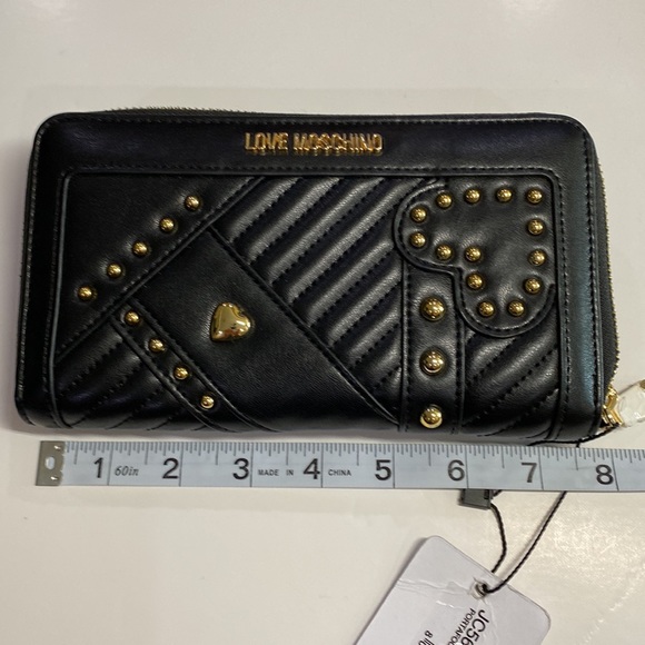 NWT LOVE MOSCHINO Wallet Zip Around Black PU Gold Tone Studded 8 Card Slots - Picture 8 of 9
